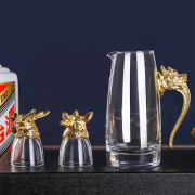 Подарочный набор Moltis с графином и 12 рюмками для виски, коньяка и ликера